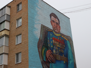 Пять этажей вручную: автор мурала Чуйкова рассказал о главной сложности работы