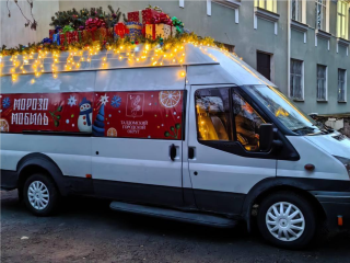 Дед Мороз на колесах: в Талдомском округе прошла предновогодняя акция «Морозомобиль»