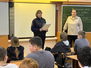 Пальцы врозь: зарайские полицейские предупредили школьников об опасностях петард