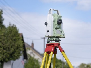 Инженер с рулеткой больше не нужен: что изменилось в оформлении земельных участков в Подмосковье