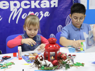 «Мастерская Деда Мороза» открылась в Серебряных Прудах