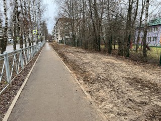 Прощайте, разруха и ямы: жители Карла Маркса в Запрудне оценили работу коммунальщиков