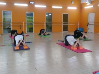 Йога для души и тела: как видновчане сохраняют здоровье и энергию