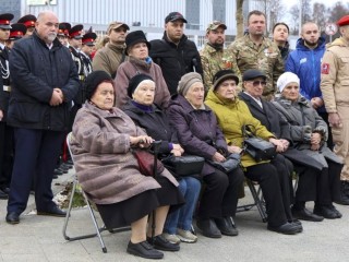 Последний Герой эпохи: именную доску Анатолия Коротенькова установили на Аллее Героев