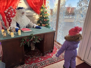 Резиденция Деда Мороза набирает популярность среди шаховчан