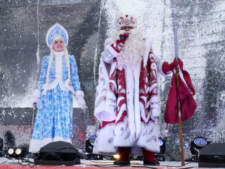 Шествие Дедов Морозов, Конек-Горбунок и Лошадь: где в Сергиевом Посаде пройдут праздничные гуляния 13 декабря