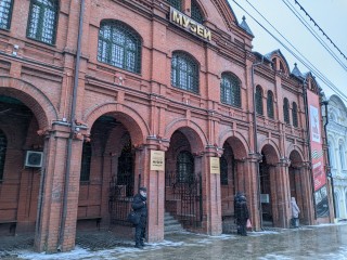 Оковы сняты: чем удивит горожан обновленный фасад главного корпуса музея Сергиева Посада