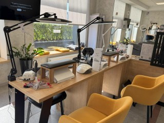 Грех — не в лаке, а в сумме чека: когда маникюр становится грехом? Объяснение протоиерея