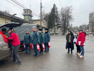В Видном передали адресную гуманитарную помощь танкистам, участвующим в СВО