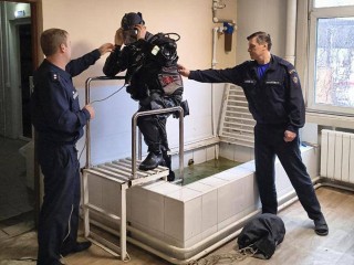 Одинцовские спасатели готовы работать на глубине: специалисты сдали квалификационный экзамен