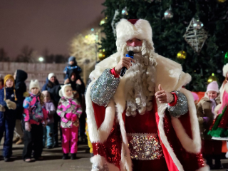 Встреча зимы и волшебства: Реутов открыл сезон «Зимы в Подмосковье»