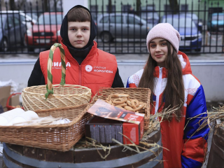 Волонтерская армия Королева: более 800 жителей участвуют в добрых делах