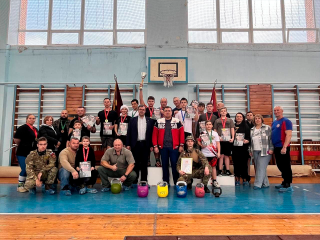 Заработали честным трудом: волонтеров Ступина наградили за помощь участникам СВО