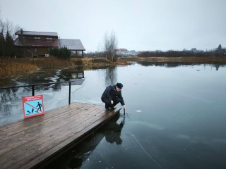 Коварный первый лед: где в Талдоме спасатели срочно проводят профилактику