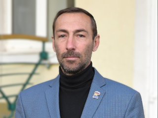 Ветеран СВО и учитель-патриот: что известно о новом депутате Владимире Гаскове