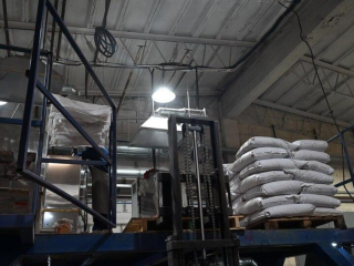 Производство пластика глазами ветеранов: на заводе показали, как добавки меняют свойства изделий