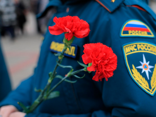 Королевцы возложили цветы к Мемориалу Славы в День Неизвестного солдата