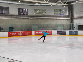 Теплая зима откладывает открытие катков, но подготовка к сезону в Королеве уже вовсю идет