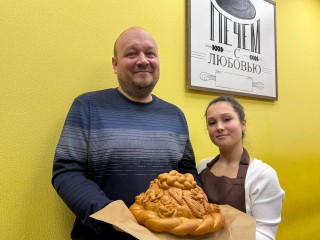 «Самый дорогой в истории семьи»: пекарь из Люберец показал ценный подарок от президента