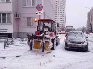 Домодедово очищают от снега: город справляется с погодным ударом