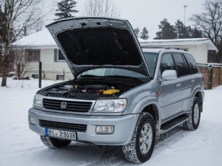 Не повторяйте этих ошибок зимой: почему машину нельзя чинить на морозе