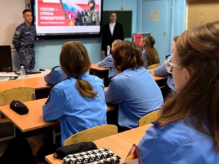 Письма и сладости на фронт: кадеты Шатуры написали новогодние послания бойцам