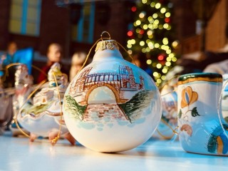 Гжельские мастера устроили в столичной усадьбе новогоднюю атмосферу