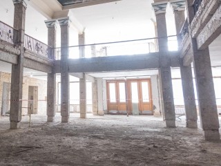 Кровлю дворца культуры «Мир» полностью восстановят до 25 декабря