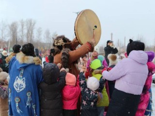 Жители Запрудни вооружились бубнами и вызвали снег древним шаманским ритуалом