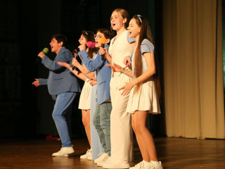 Команда КВН из авиаграда прошла в полуфинал Московской юниор-лиги