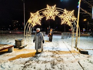 В Пущине можно увидеть сияющий новогодний портал и выставку зимних пейзажей