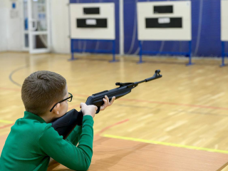 Бьют только в цель: в Подольске прошел декабрьский этап кубка «Меткий стрелок»