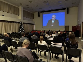 В Красногорске организовали площадки для просмотра прямой линии с президентом
