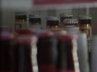 Алкомаркетам в подмосковных дворах дадут решающий бой: как новые правила в Подмосковье меняют карту продажи спиртного