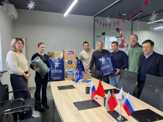 От спальных мешков до «сухого душа»: что отправили на фронт депутаты из Пушкино