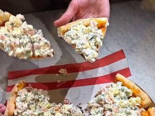 Пицца Оливье: новый формат главного зимнего салата от подмосковного фуд-блогера