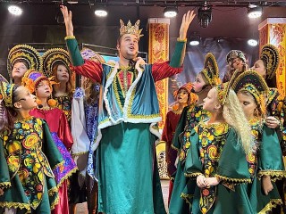 В Ступине взлетел «Летучий Корабль»: премьера мюзикла с ИИ и живым звуком