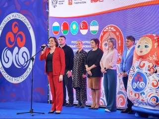 Главный детский турнир по синхронному плаванию: что устроили на открытии в Чехове