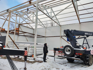 В Лобне начали строительство ангара для хранения техники и инвентаря