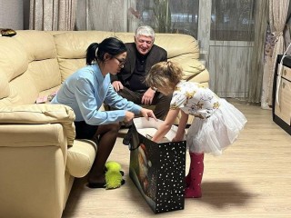 Депутат Госдумы исполнил новогодние желания детей из Наро-Фоминска, чьи отцы погибли в зоне СВО