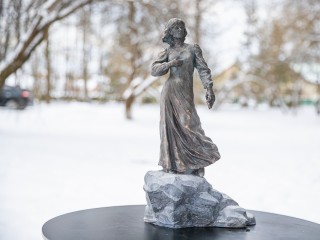 «Хранить ее наследие»: в День памяти погибших журналистов в Одинцове вспоминают Дарью Дугину