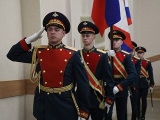 Медали за спасение под огнем: среди награжденных в Таманской дивизии — женщины-медики