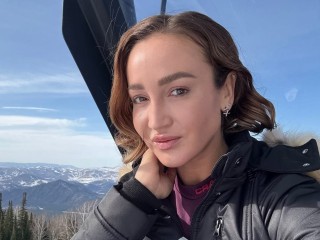 «Заметно похудел»: Бузова оценила внешность Джигана после ухода Самойловой