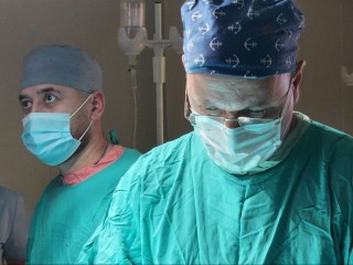 Два шурупа в шее: врачи удивились, оперируя подростка