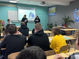 О проблеме промышленного мусора дискутировали первокурсники бронницкого колледжа