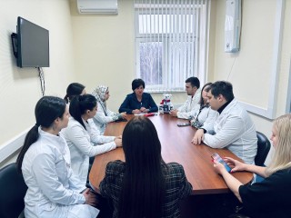 Главный врач Балашихинской больницы провела круглый стол с молодыми специалистами