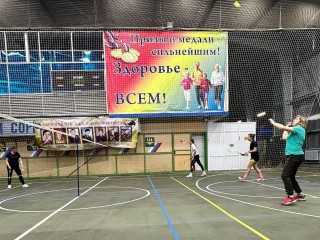 Красота бадминтона и упорная борьба: чем запомнился женский турнир в Серебряных Прудах