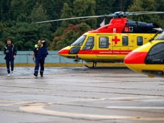 Доставлен санавиацией: тяжелого пациента на аппарате ИВЛ спасли в Долгопрудном