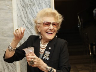 Красивая, талантливая, цельная: Никита Михалков поздравил Светлану Дружинину с 90-летием