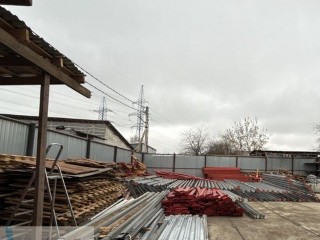 Вид усадьбы ничего не испортит: незаконный склад в охранной зоне парка Нехлюдово снесли